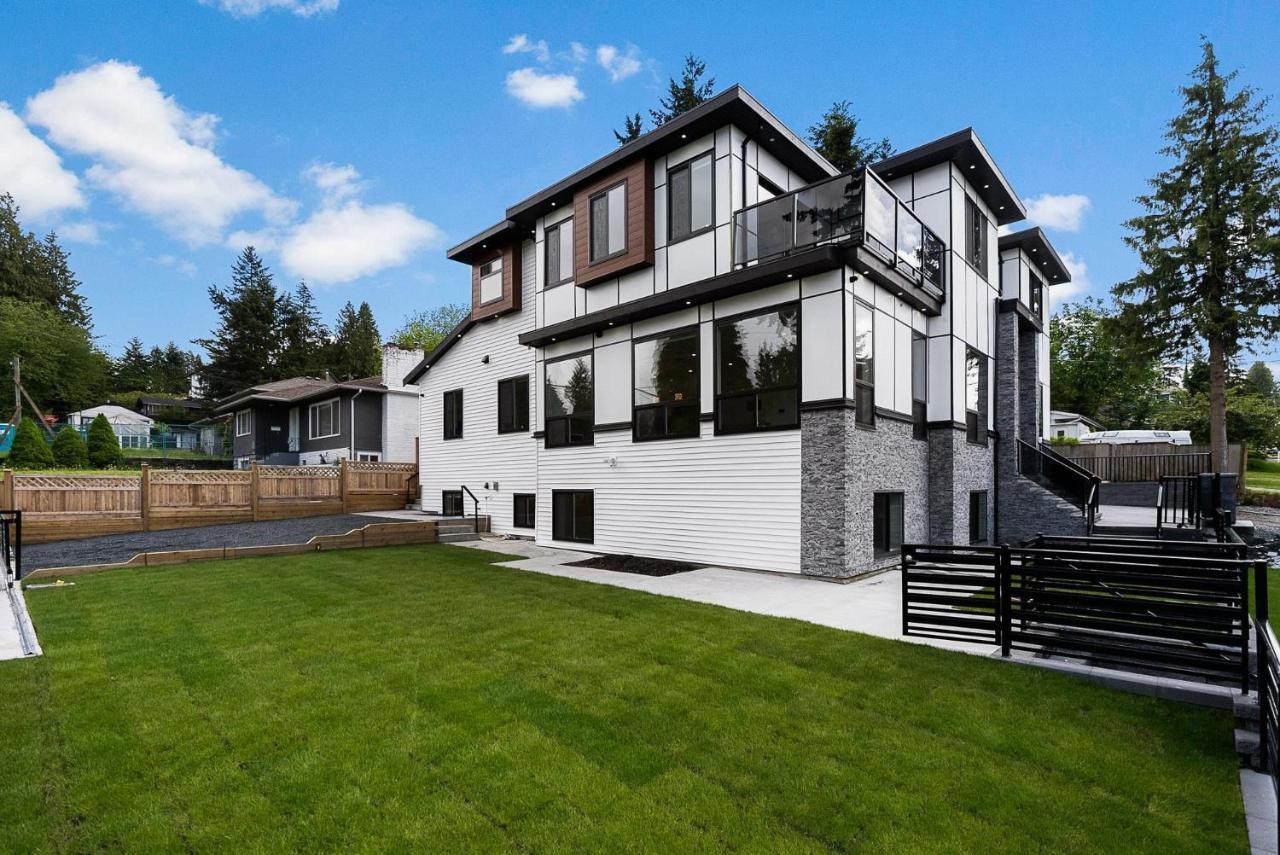 William Place Surrey Exterior foto